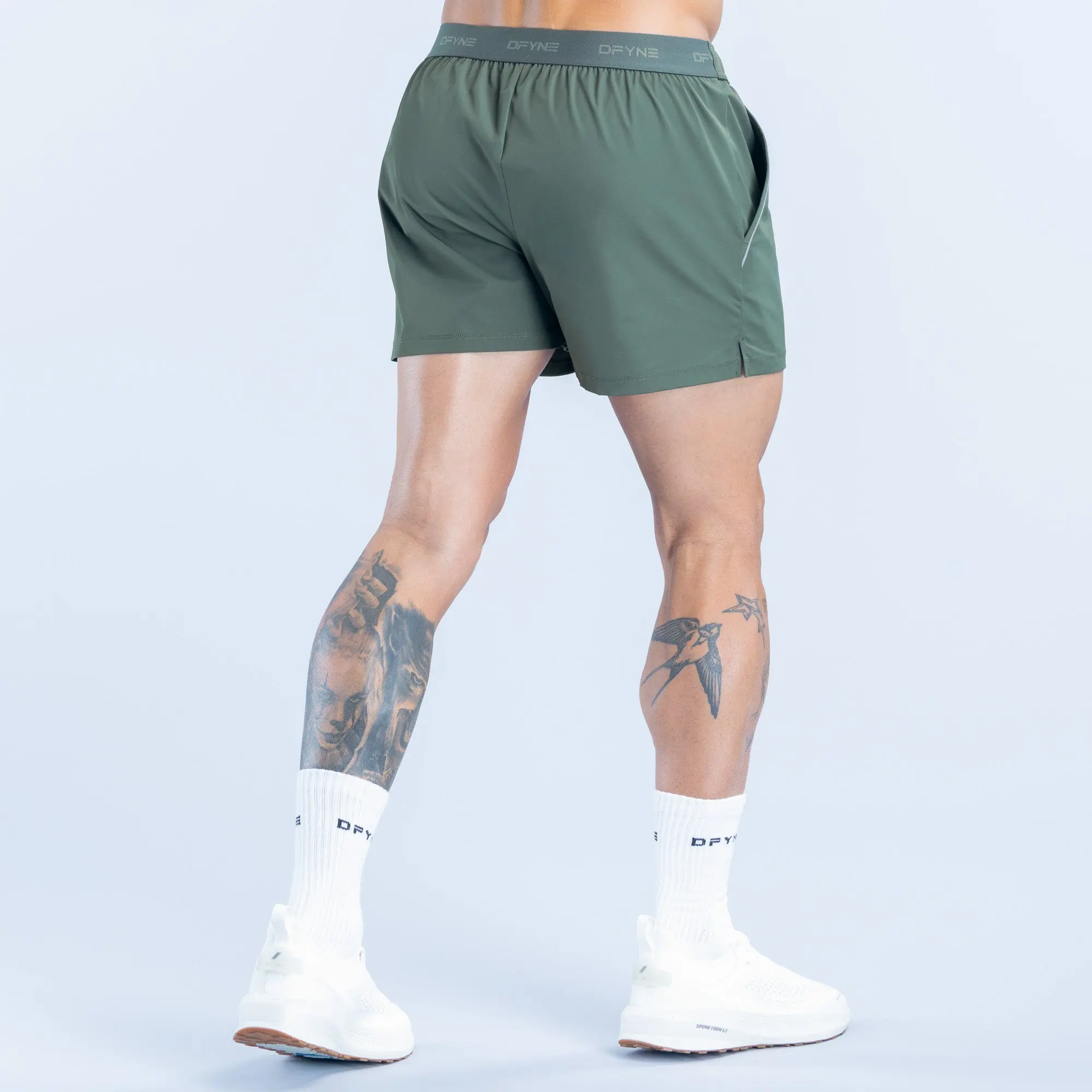 Alternative view of Charge Training Shorts | 4"